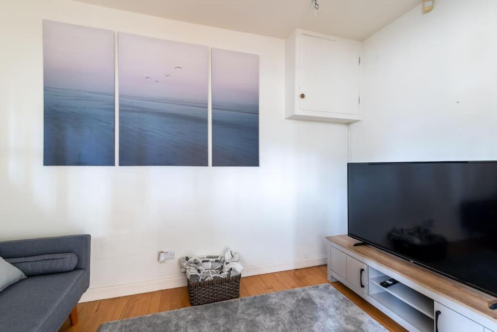 Look No Further The Stable Block In Beautiful Beaufort House 2 Bedrooms Bath Extérieur photo